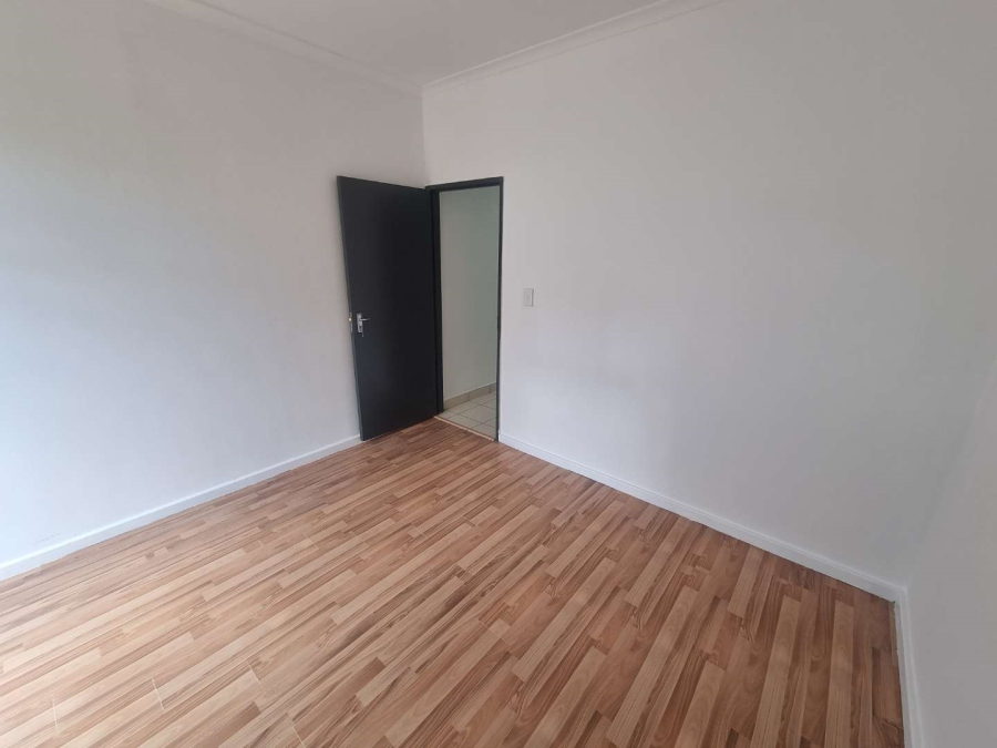 To Let 2 Bedroom Property for Rent in Observatory Western Cape